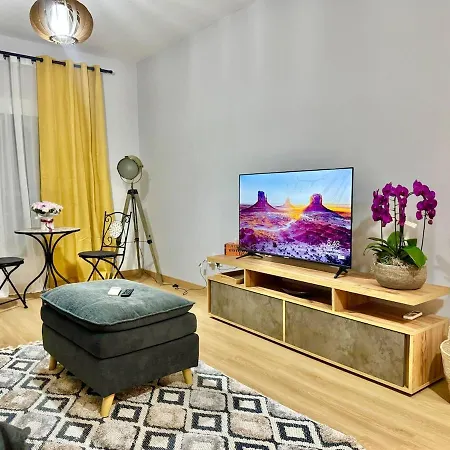 Daire Modern 2br Steps From The Sea Limasol