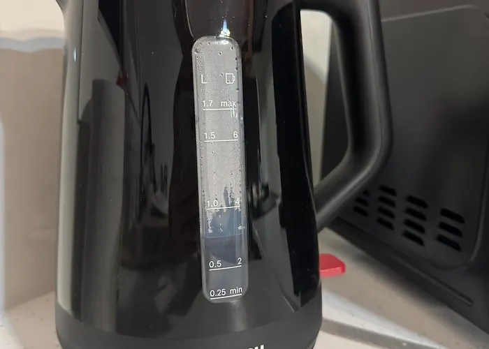 Modern 2br Steps From The Sea Lägenhet