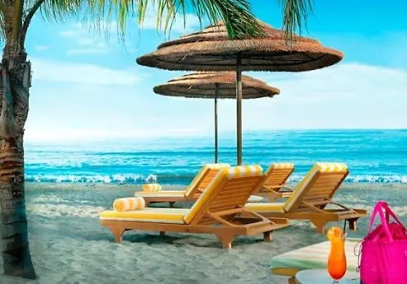 Apartmán Modern 2br Steps From The Sea