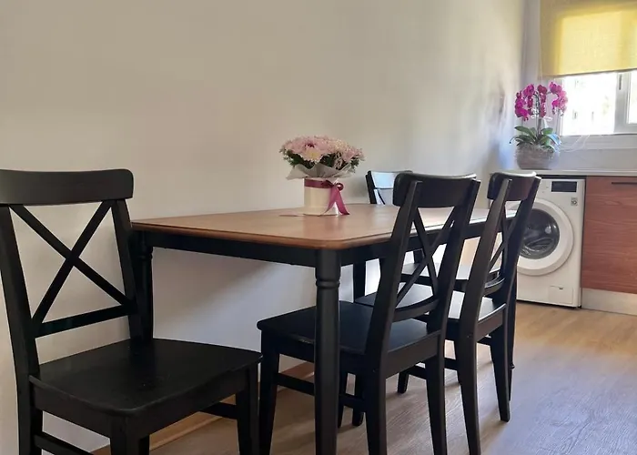 アパート Modern 2br Steps From The Sea リマソール